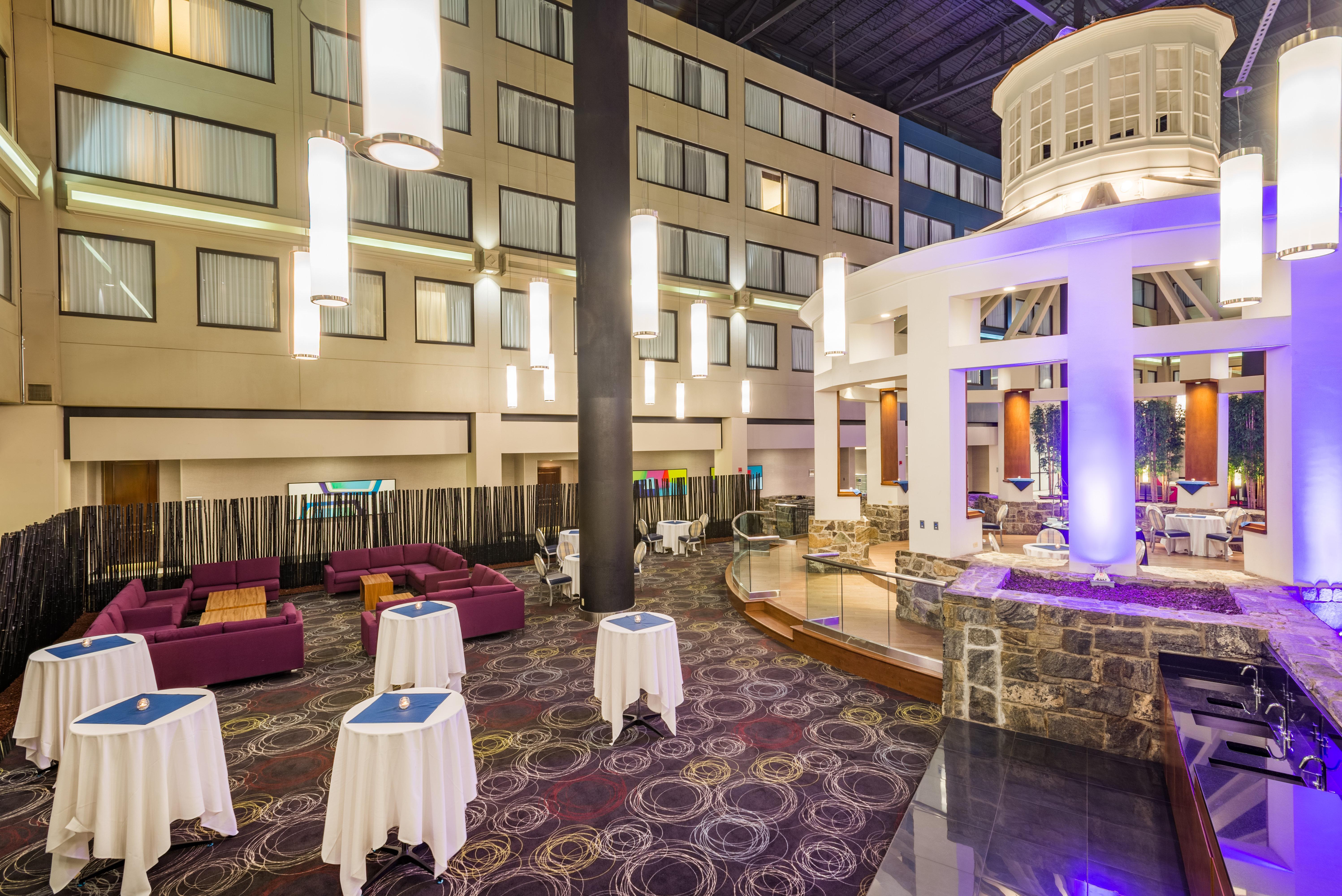 The Armon Stamford Hotel & Conference Center 外观 照片