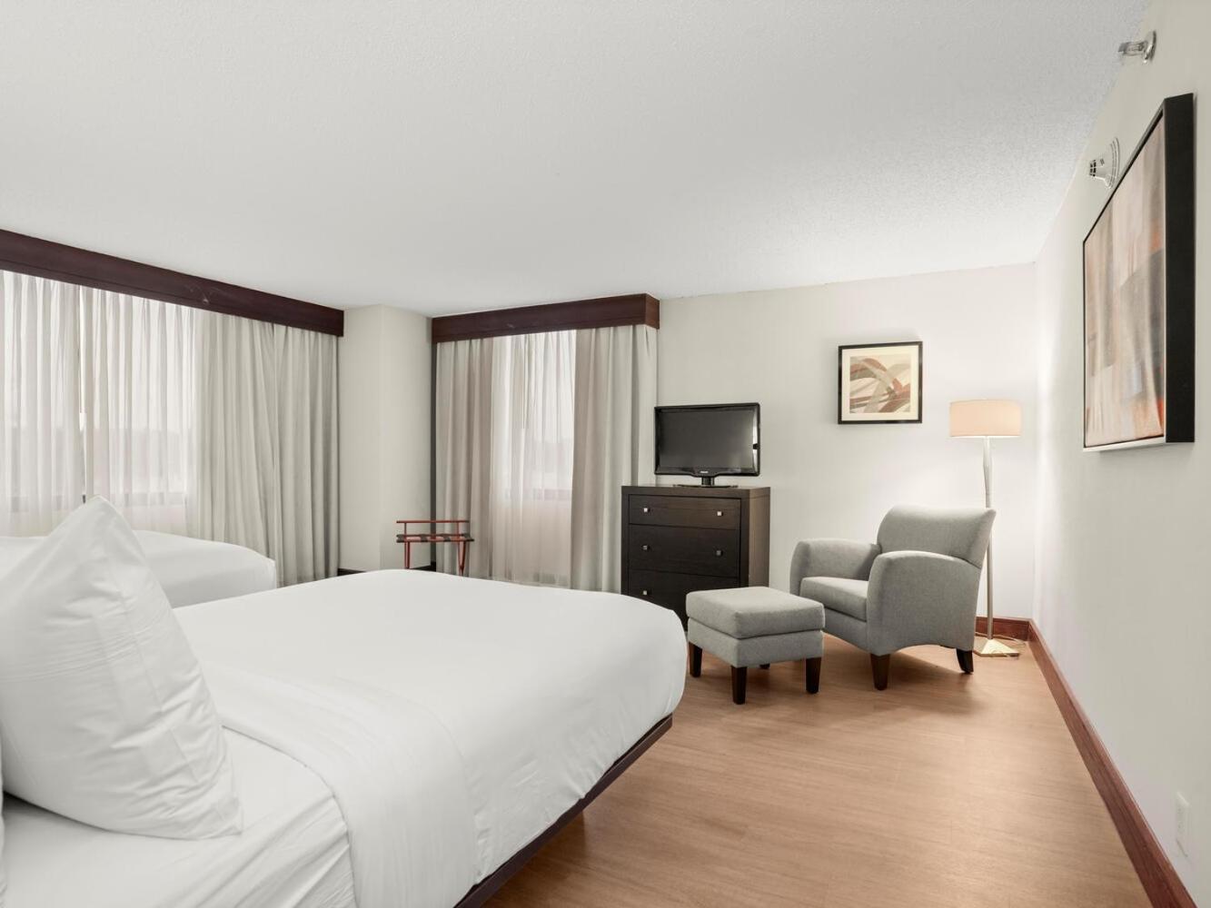 The Armon Stamford Hotel & Conference Center 外观 照片