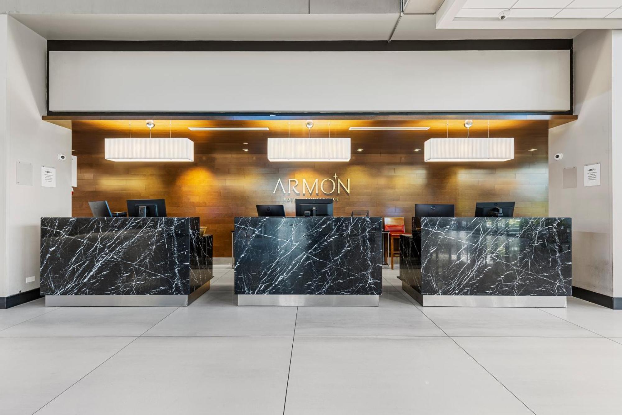 The Armon Stamford Hotel & Conference Center 外观 照片