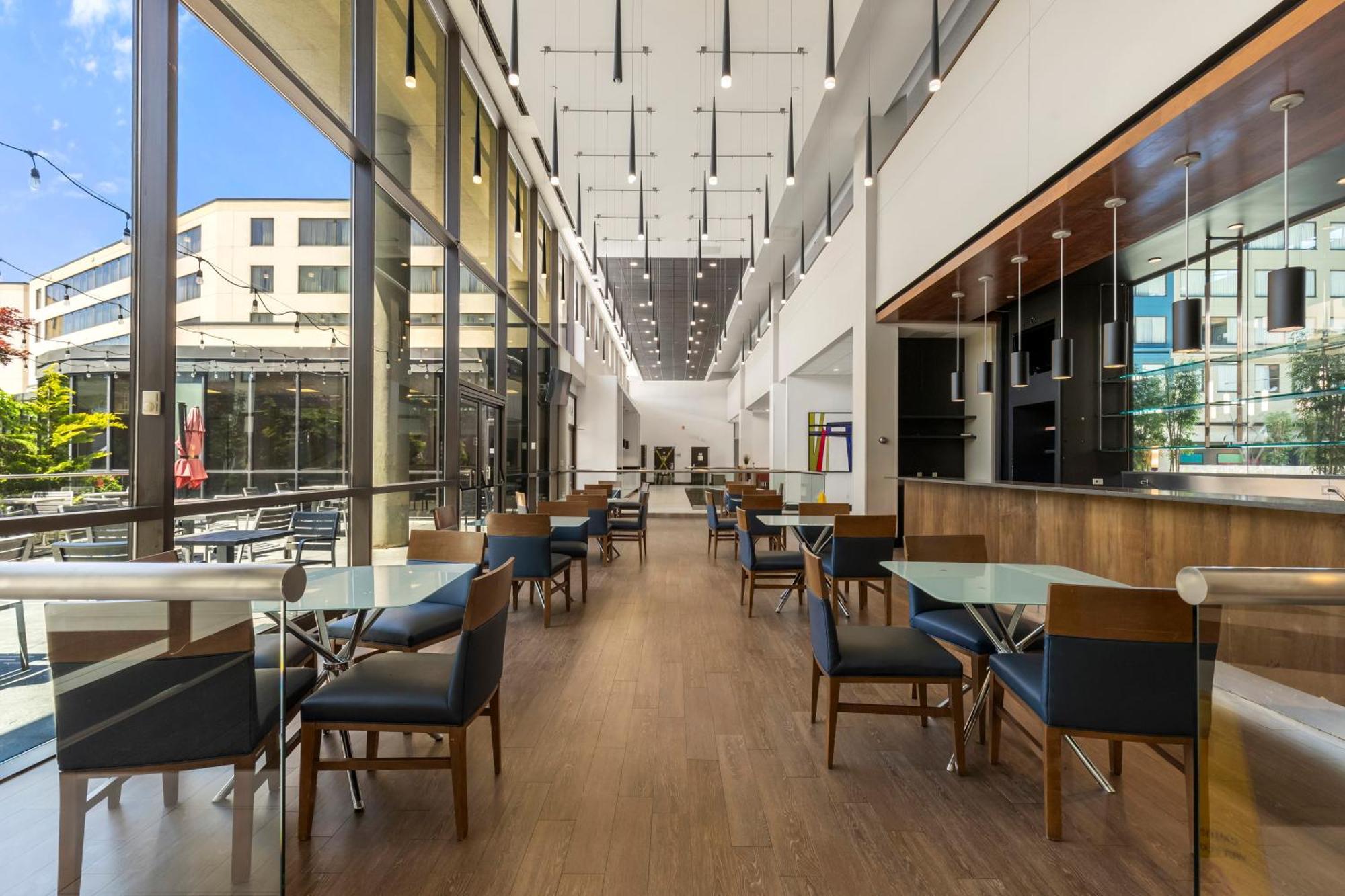 The Armon Stamford Hotel & Conference Center 外观 照片